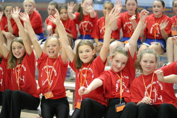 cheerleading1a.jpg